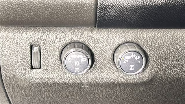 2021 Summit White GMC Canyon AT4 w/Cloth 4X4 Truck