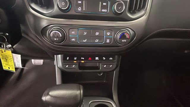 2021 Summit White GMC Canyon AT4 w/Cloth 4X4 Truck