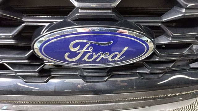 2023 rock metallic Ford Escape ST-Line AWD SUV