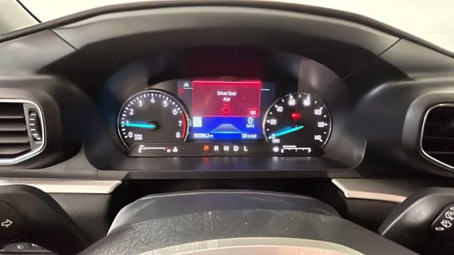 2022 Ford Explorer XLT 4X4 SUV