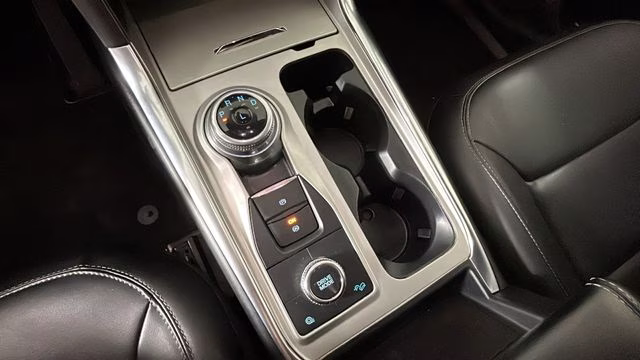 2022 Ford Explorer XLT 4X4 SUV