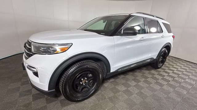 2022 Ford Explorer XLT 4X4 SUV