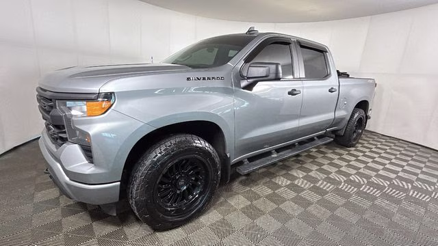 2023 Sterling Gray Metallic Chevrolet Silverado 1500 Custom 4X4 Truck