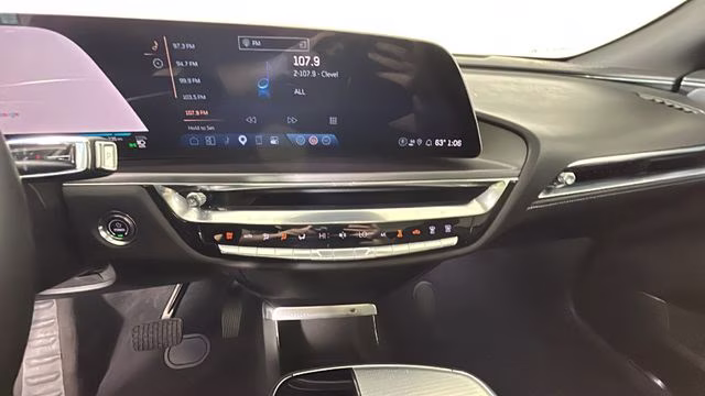 2024 Argent Silver Metallic Cadillac LYRIQ Tech RWD SUV