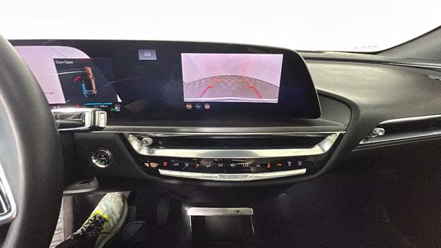 2024 Argent Silver Metallic Cadillac LYRIQ Tech RWD SUV