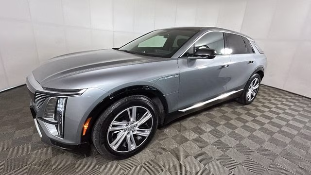 2024 Argent Silver Metallic Cadillac LYRIQ Tech RWD SUV