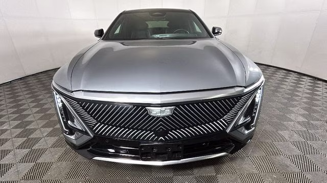 2024 Argent Silver Metallic Cadillac LYRIQ Tech RWD SUV