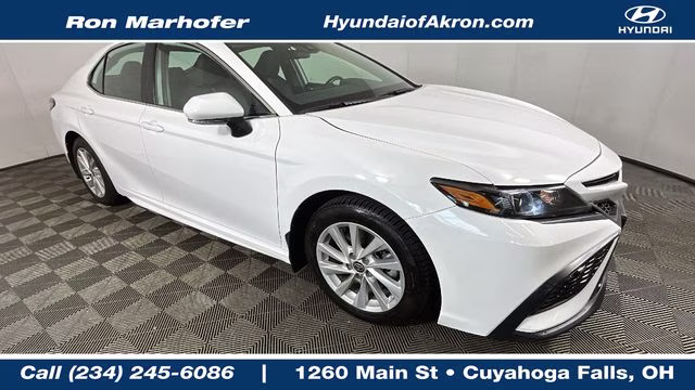 2024 Ice Cap Toyota Camry SE FWD Sedan