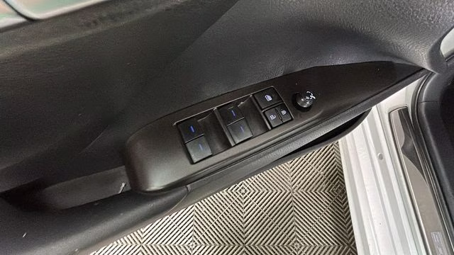 2024 Ice Cap Toyota Camry SE FWD Sedan