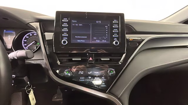 2024 Ice Cap Toyota Camry SE FWD Sedan