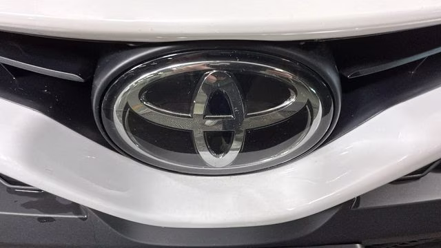2024 Ice Cap Toyota Camry SE FWD Sedan