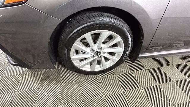 2024 Predawn Gray Mica Toyota Camry SE FWD Sedan