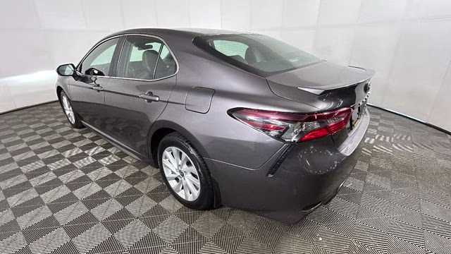 2024 Predawn Gray Mica Toyota Camry SE FWD Sedan