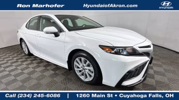 2024 Ice Cap Toyota Camry SE FWD Sedan
