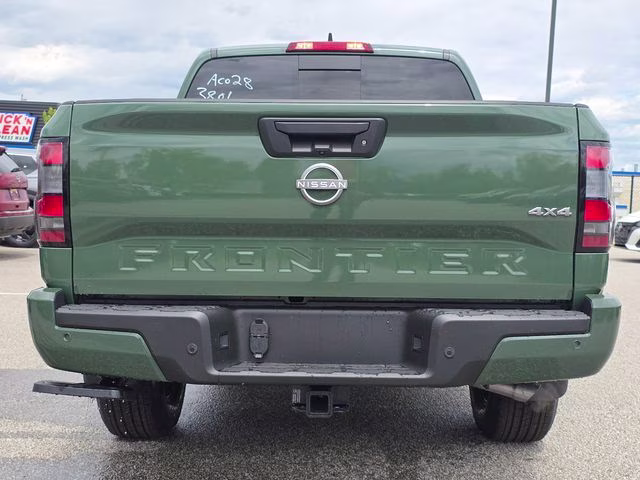 2026 Tactical Green Metallic Nissan Frontier SV 4X4 Truck