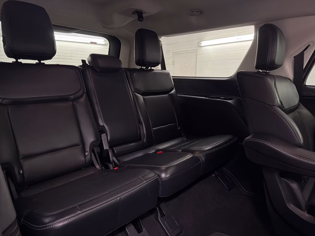 2025 Oxford White Ford Expedition Max Platinum 4X4 SUV