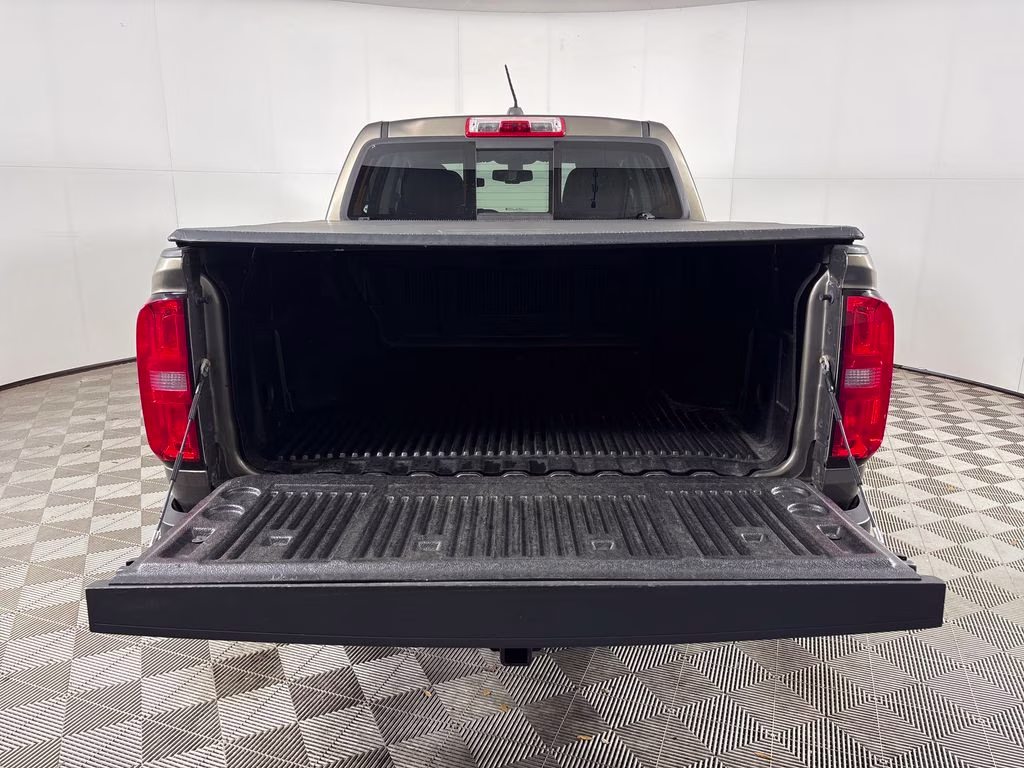 2016 Brownstone Metallic Chevrolet Colorado Z71 RWD Truck