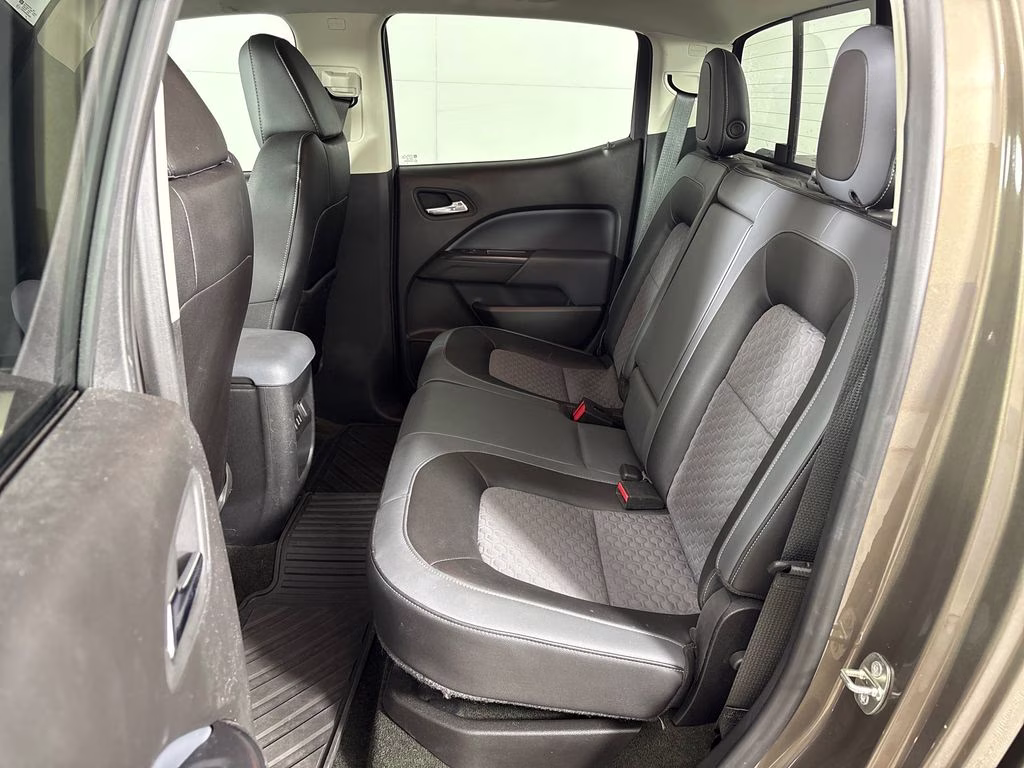 2016 Brownstone Metallic Chevrolet Colorado Z71 RWD Truck