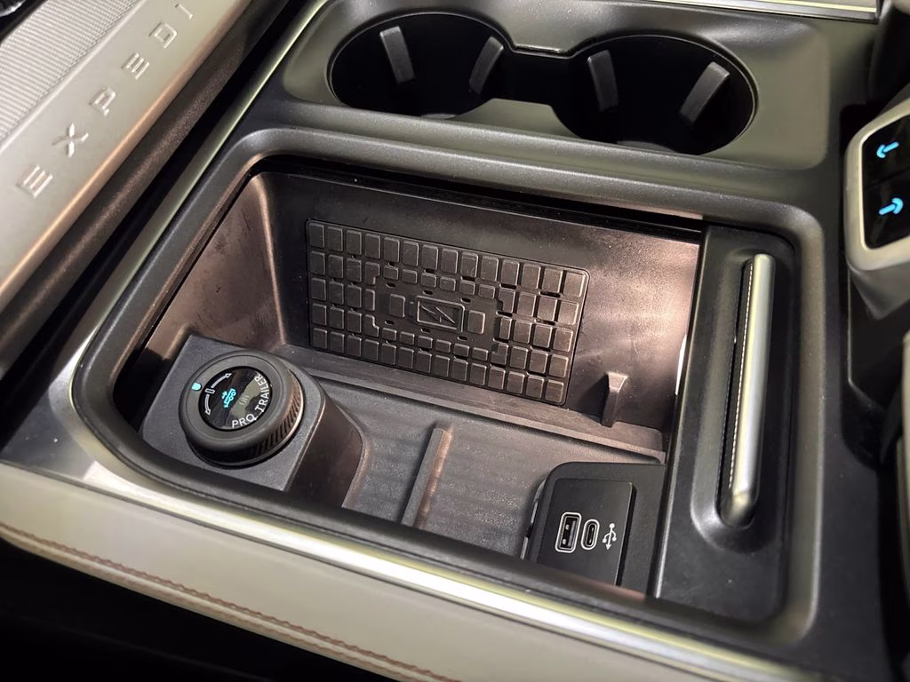 2025 Agate Black Metallic Ford Expedition Active RWD SUV