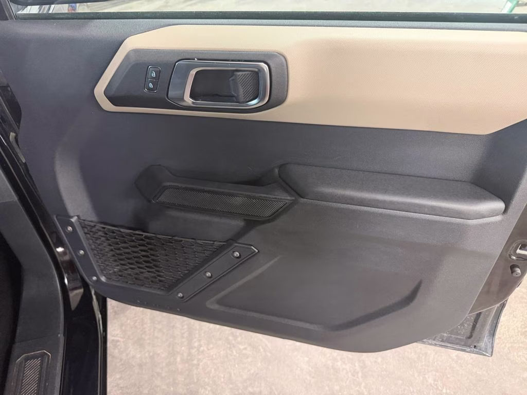 2025 Black Ford Bronco Big Bend Hard Top w/Ford Co-Pilot 360 4X4 SUV