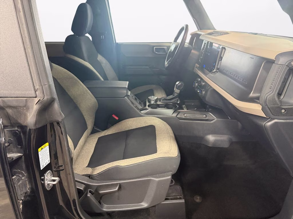 2025 Black Ford Bronco Big Bend Hard Top w/Ford Co-Pilot 360 4X4 SUV