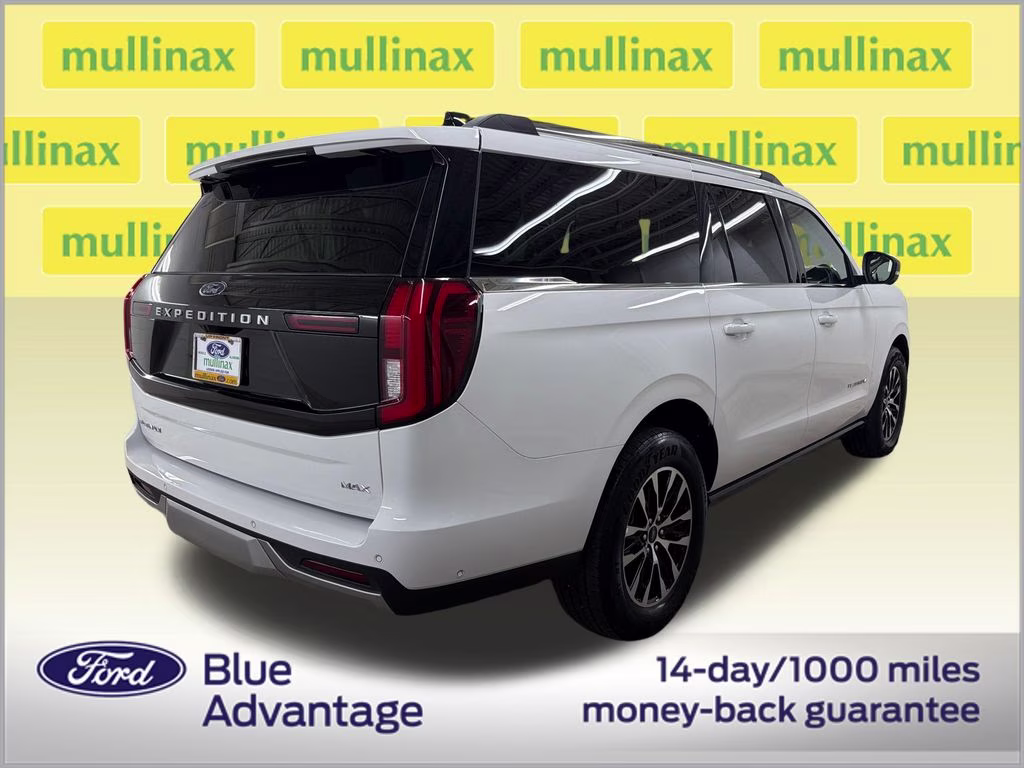 2025 Oxford White Ford Expedition Max Platinum 4X4 SUV