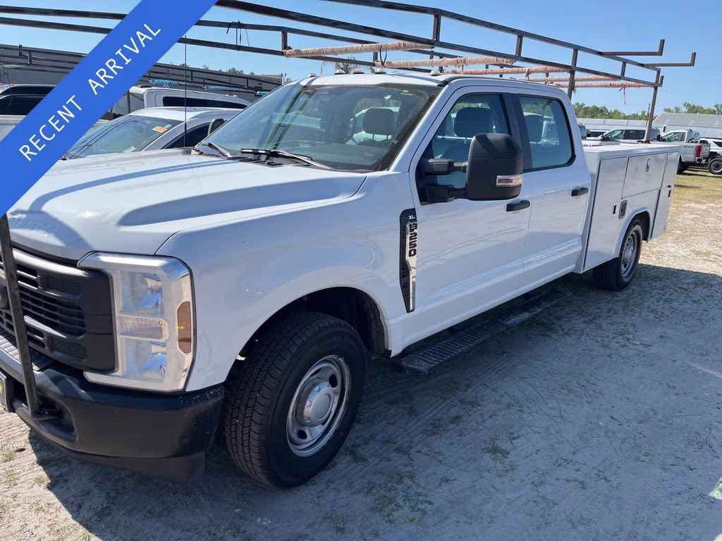 2024 Oxford White Ford Super Duty F-250 SRW XL RWD Truck