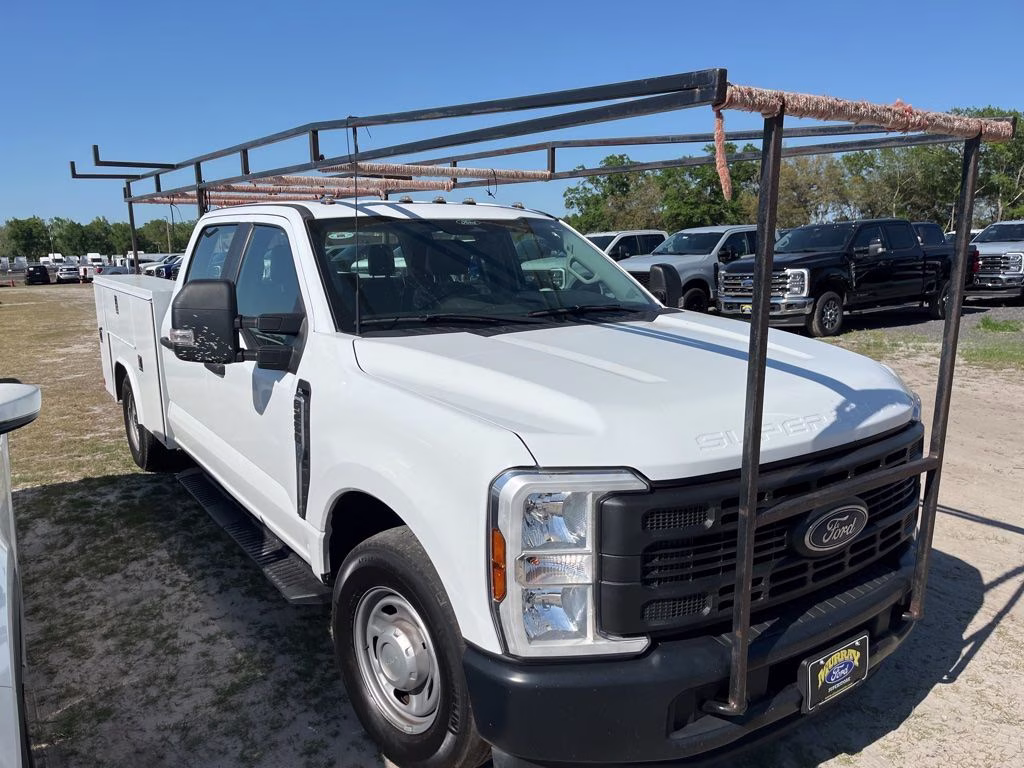 2024 Oxford White Ford Super Duty F-250 SRW XL RWD Truck