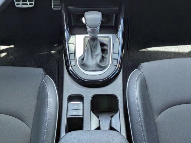 2024 Snow White Pearl Kia Forte GT-Line FWD Sedan