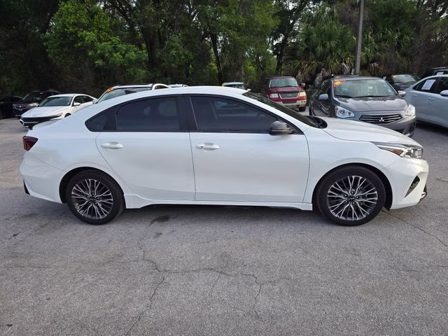2024 Snow White Pearl Kia Forte GT-Line FWD Sedan