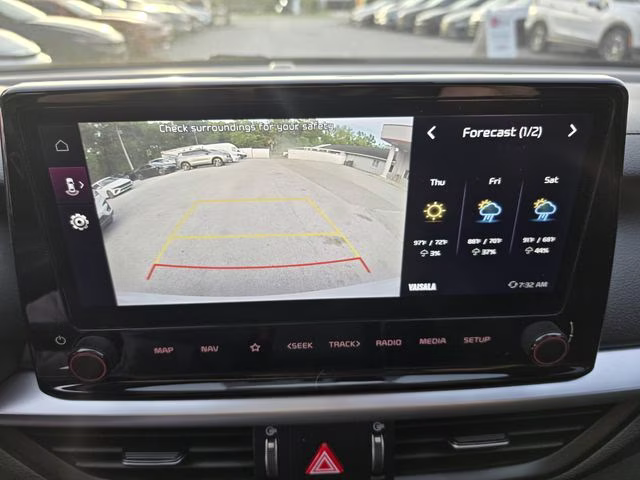 2024 Kia Forte GT-Line - Photo 7