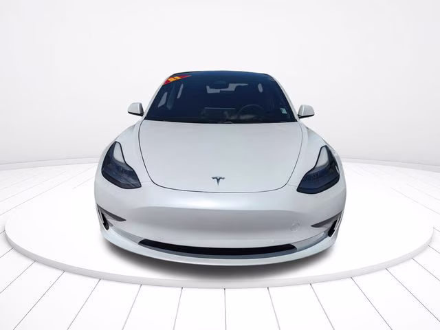 2021 White Tesla Model 3 Standard Range Plus RWD Sedan