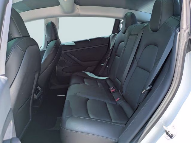2021 White Tesla Model 3 Standard Range Plus RWD Sedan