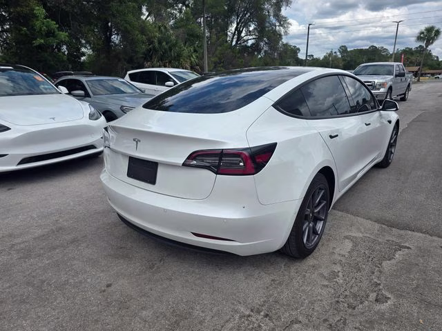 2021 White Tesla Model 3 Standard Range Plus RWD Sedan