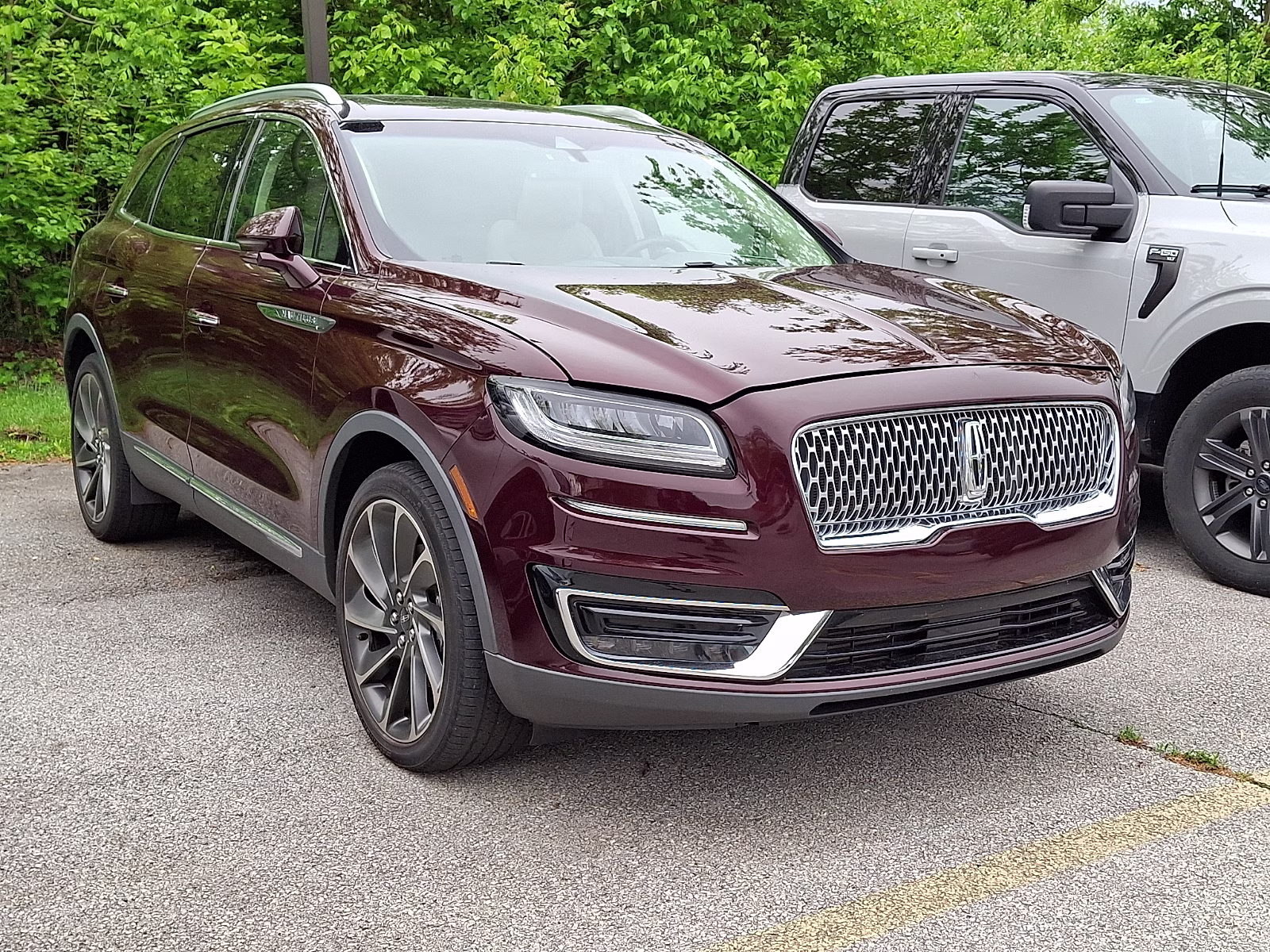 2019 Burgundy Velvet Metallic Tinted Clearcoat - R3 Lincoln Nautilus Reserve AWD