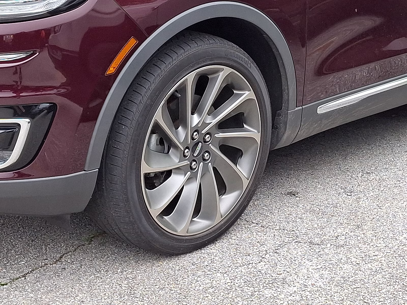 2019 Burgundy Velvet Metallic Tinted Clearcoat - R3 Lincoln Nautilus Reserve AWD