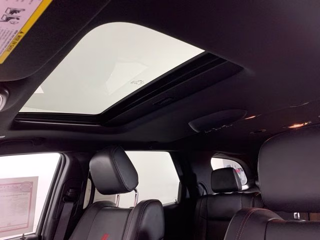 2025 White Knuckle Clearcoat Dodge Durango R/T Plus AWD SUV
