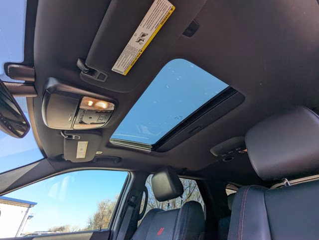 2025 White Knuckle Clearcoat Dodge Durango R/T Plus AWD SUV