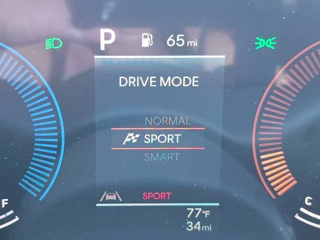 2025 Phantom Black Hyundai Santa Cruz SEL FWD Truck