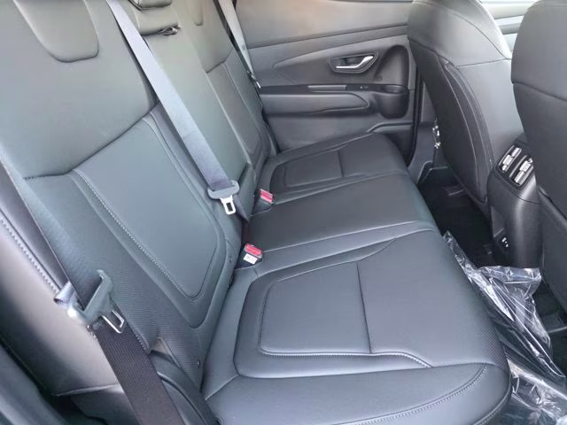 2025 Phantom Black Hyundai Santa Cruz SEL FWD Truck