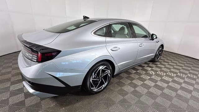 2026 Aero Silver Hyundai Sonata SEL Sport FWD Sedan