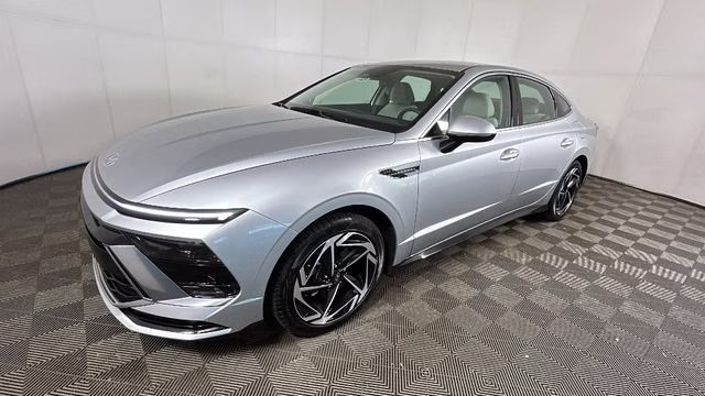 2026 Aero Silver Hyundai Sonata SEL Sport FWD Sedan