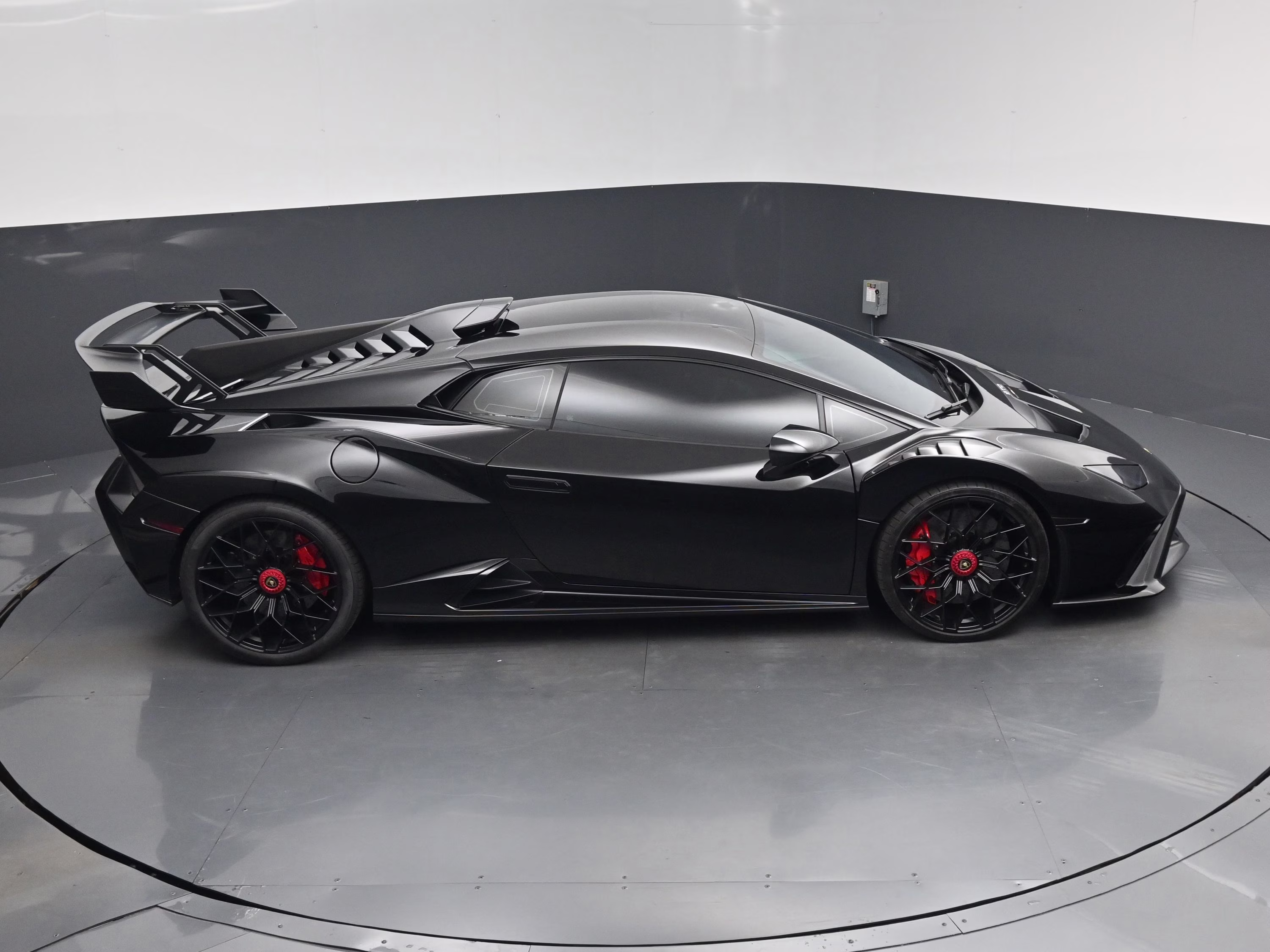 2022 Nero Noctis Metallic Lamborghini Huracan STO Base RWD Coupe