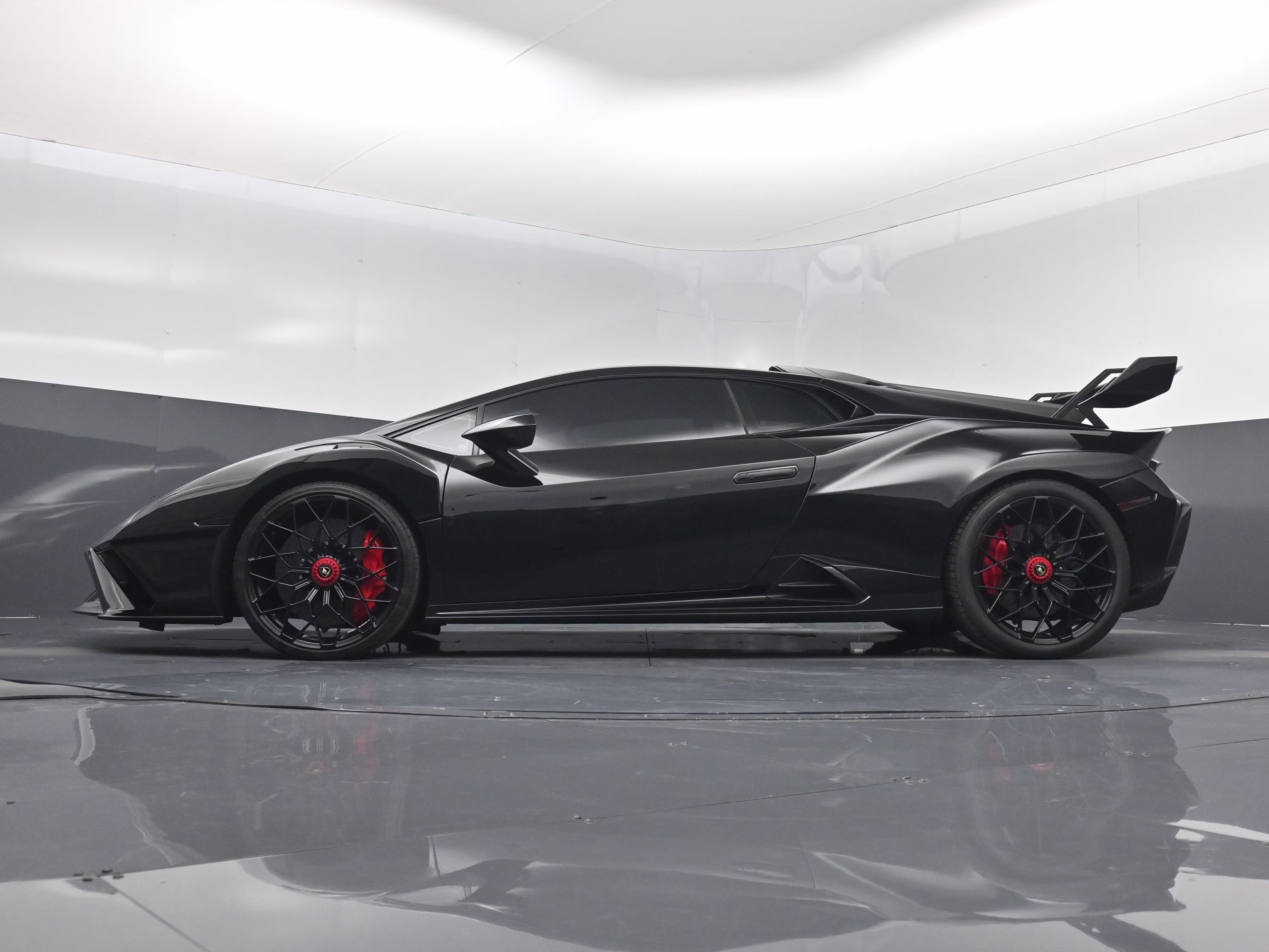 2022 Nero Noctis Metallic Lamborghini Huracan STO Base RWD Coupe