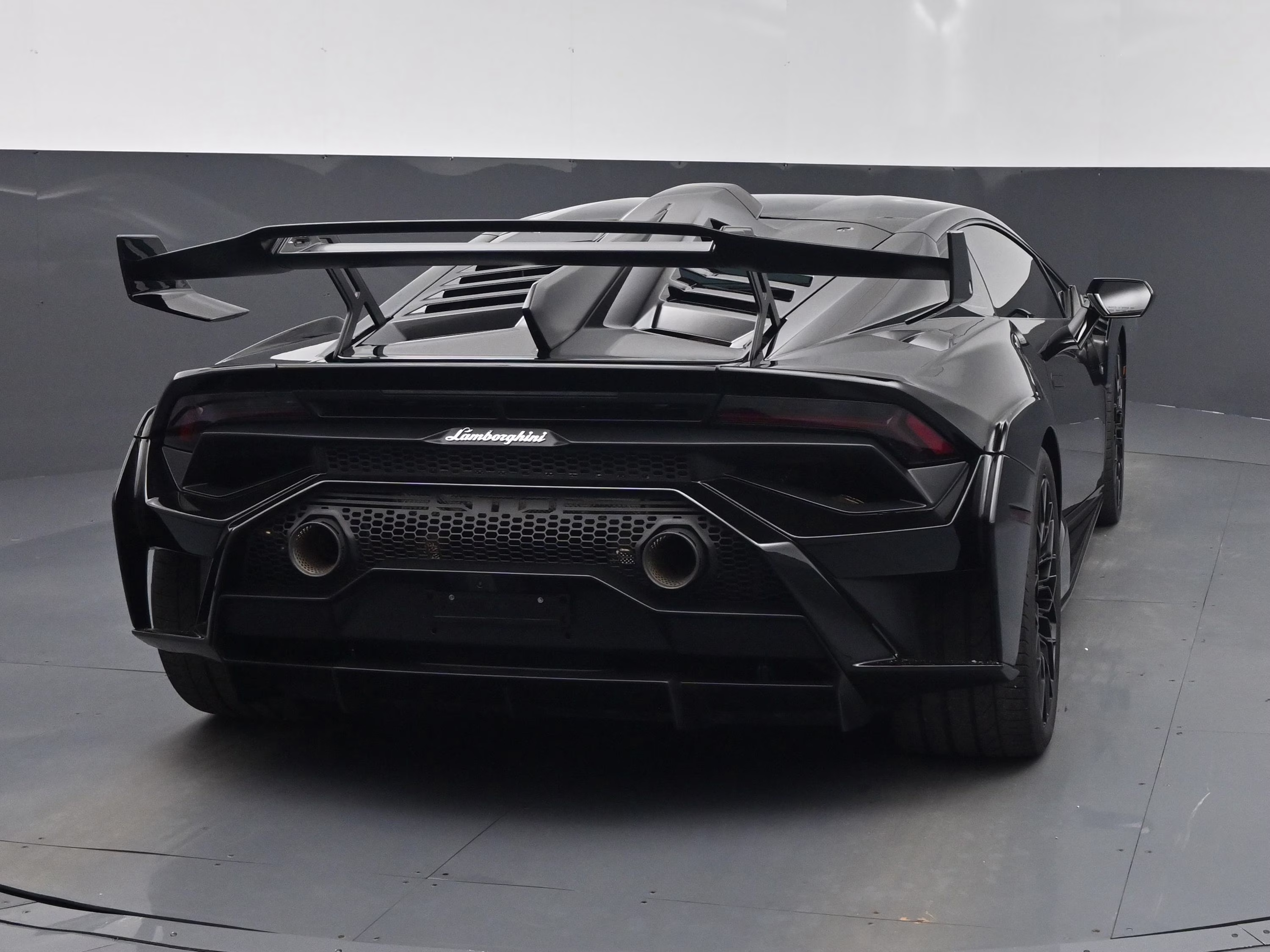 2022 Nero Noctis Metallic Lamborghini Huracan STO Base RWD Coupe