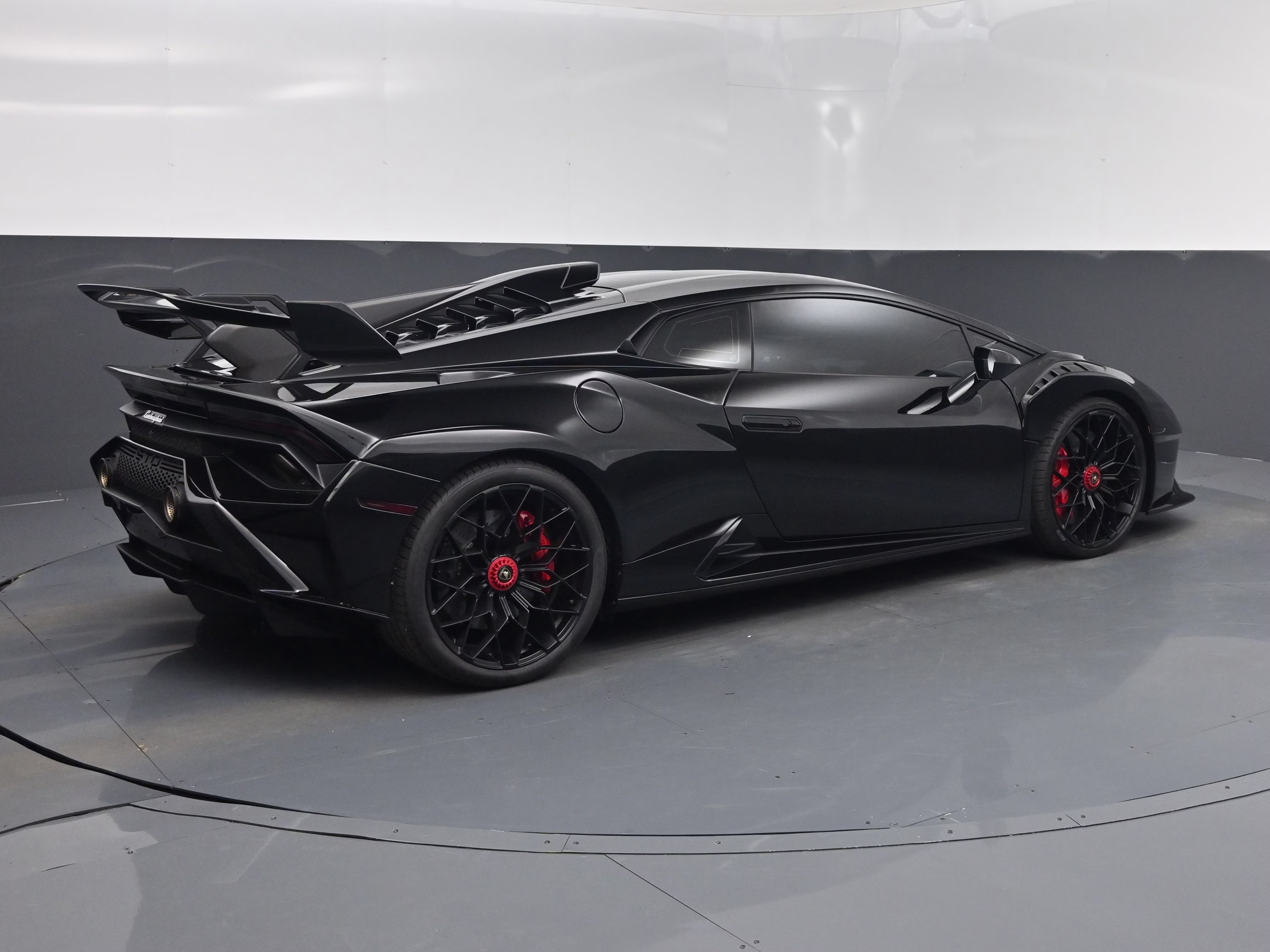 2022 Nero Noctis Metallic Lamborghini Huracan STO Base RWD Coupe