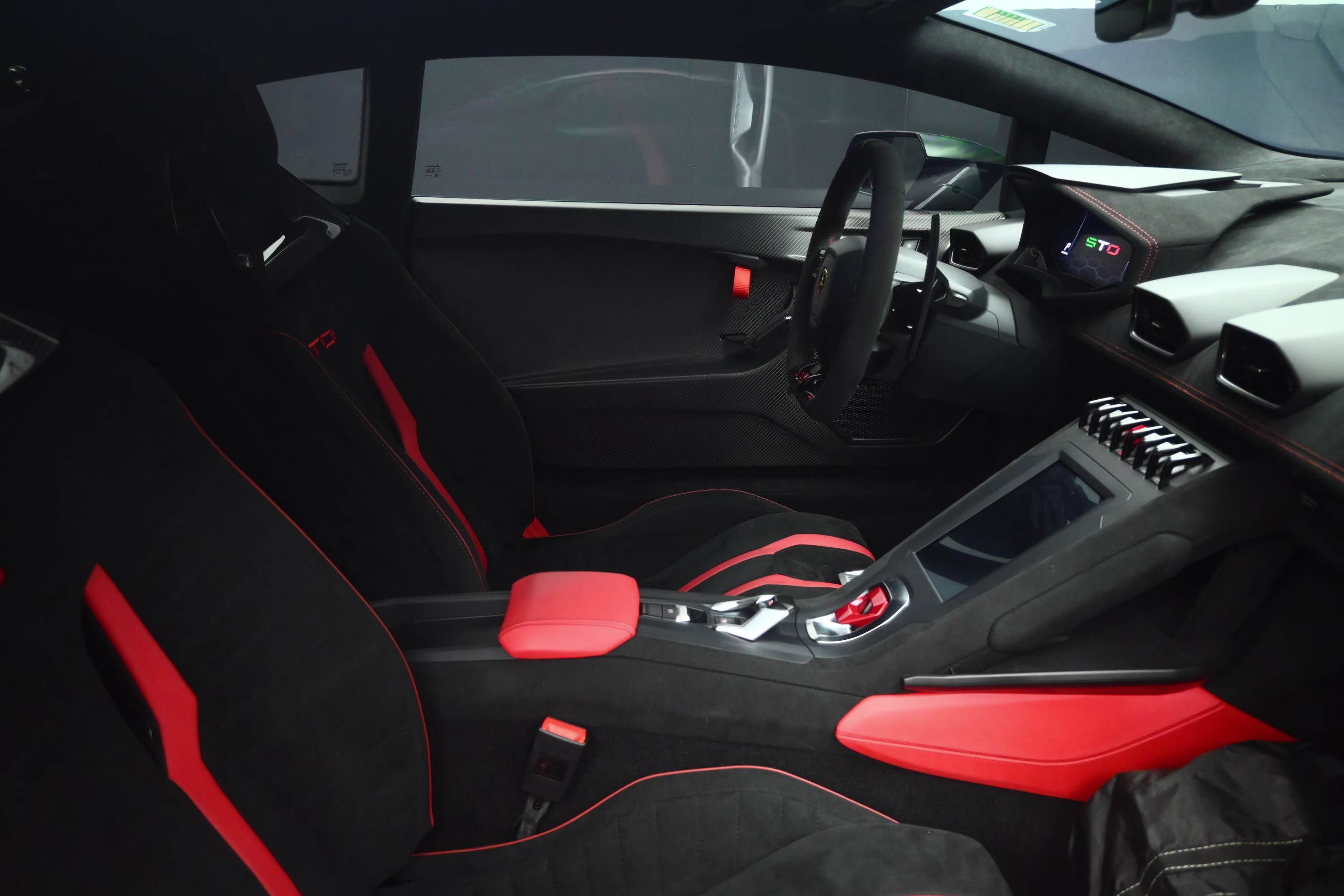 2022 Nero Noctis Metallic Lamborghini Huracan STO Base RWD Coupe