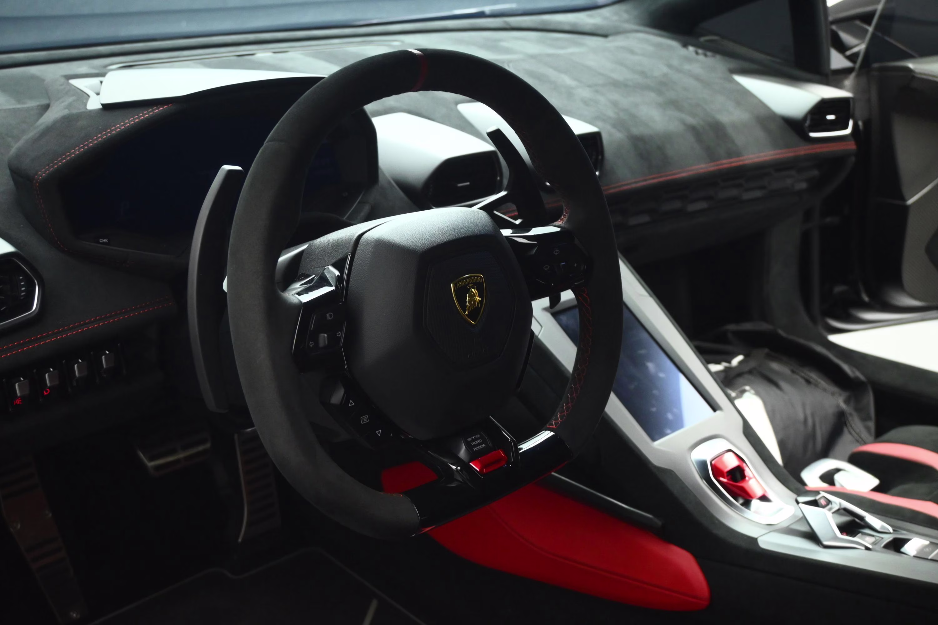 2022 Nero Noctis Metallic Lamborghini Huracan STO Base RWD Coupe