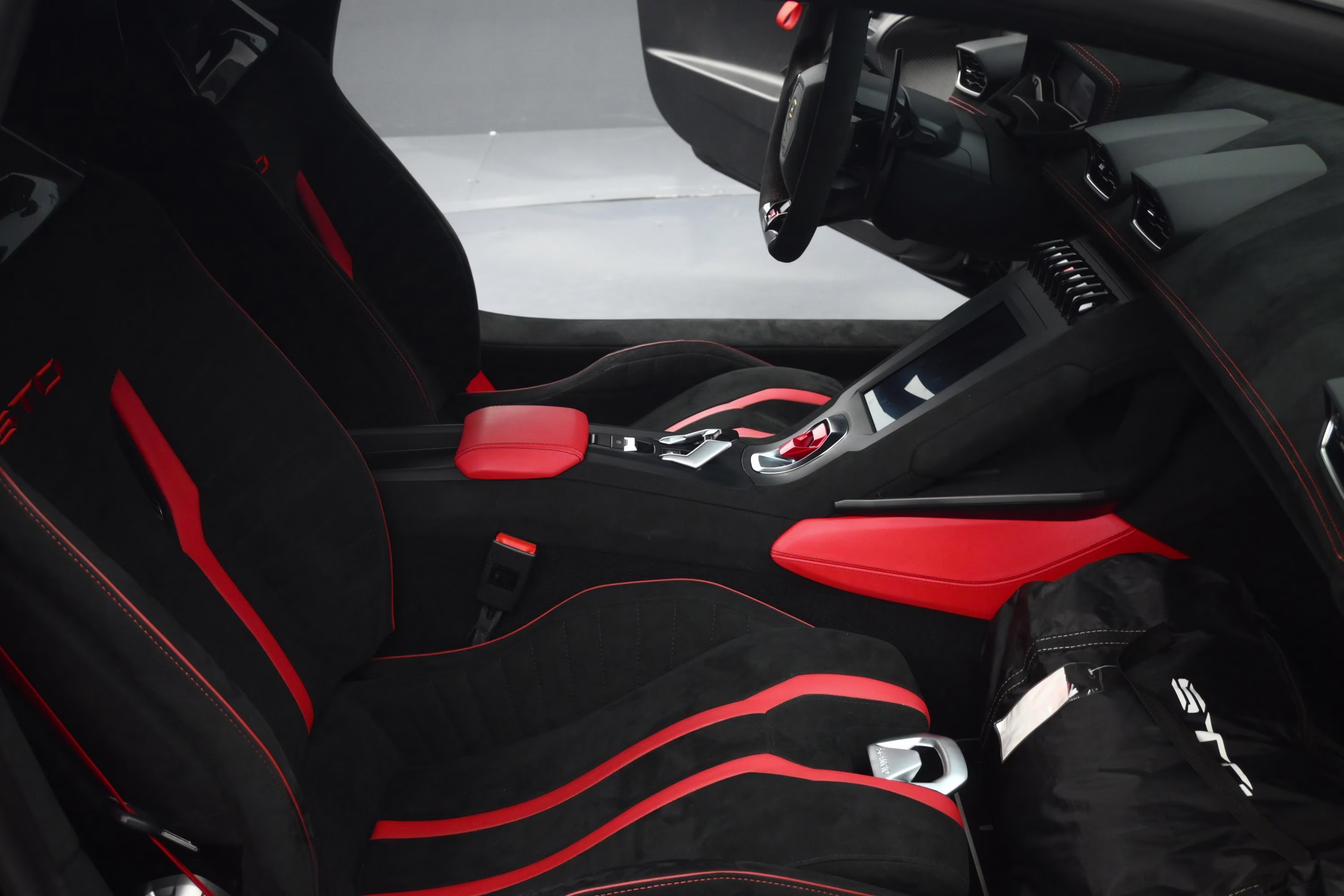 2022 Nero Noctis Metallic Lamborghini Huracan STO Base RWD Coupe