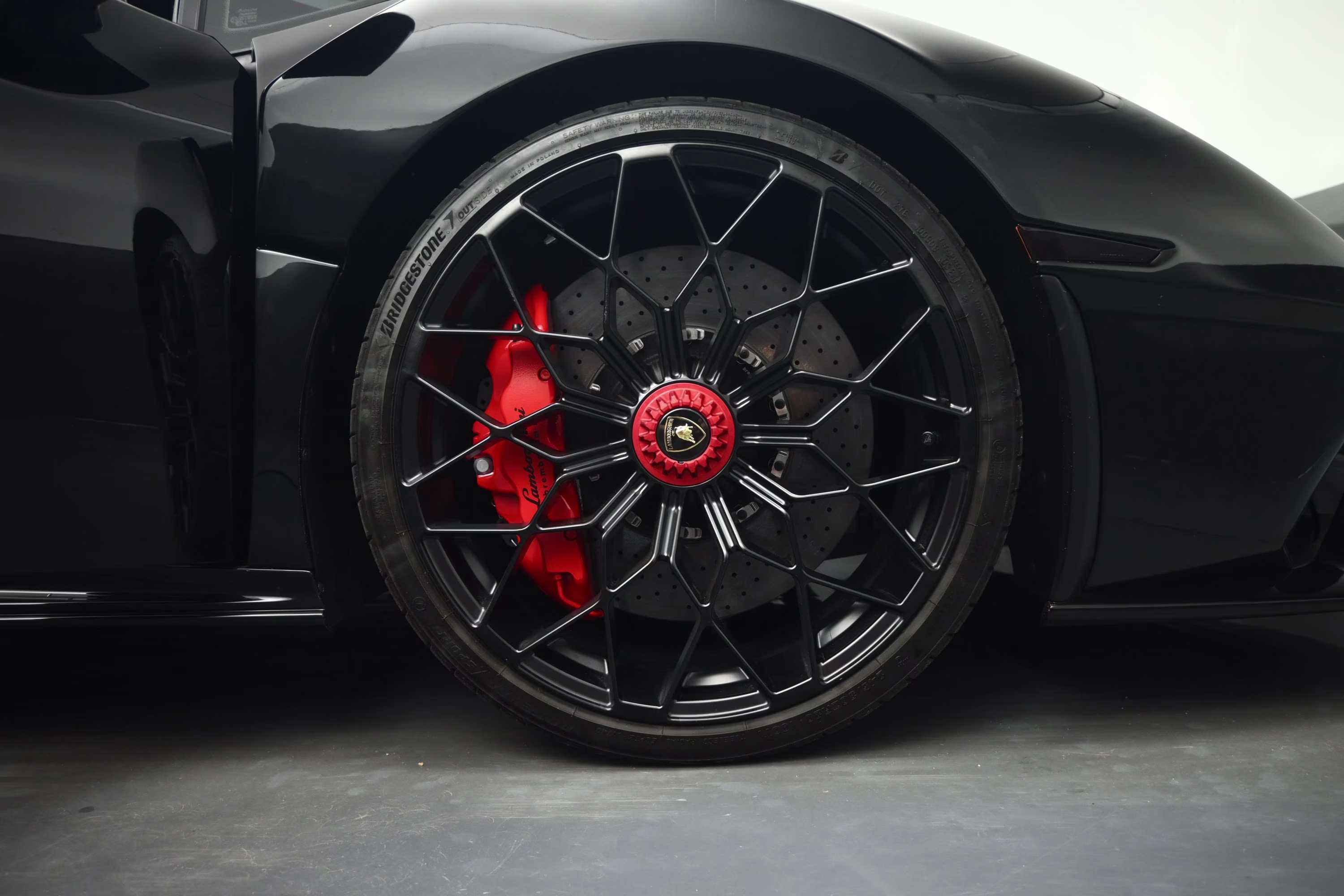 2022 Nero Noctis Metallic Lamborghini Huracan STO Base RWD Coupe